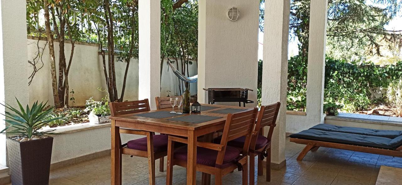 Apartments Vukovic Stari Grad  Ngoại thất bức ảnh