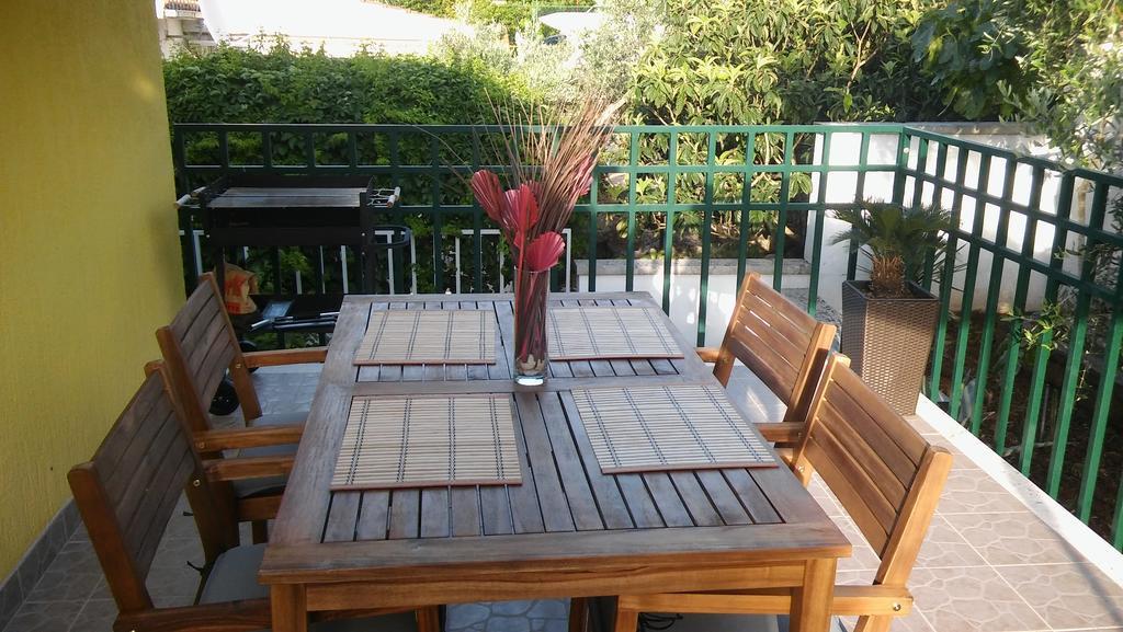 Apartments Vukovic Stari Grad  Ngoại thất bức ảnh