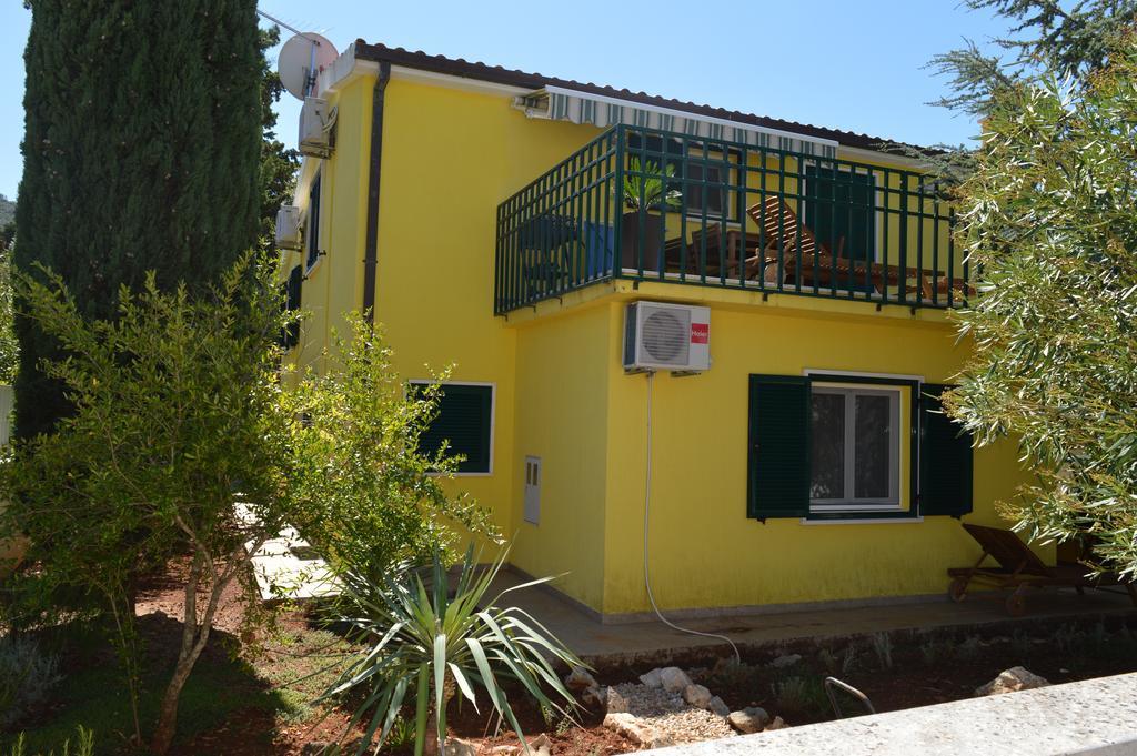 Apartments Vukovic Stari Grad  Ngoại thất bức ảnh