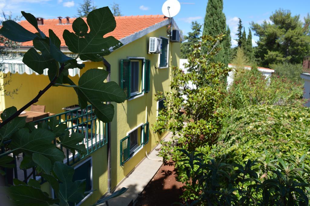 Apartments Vukovic Stari Grad  Ngoại thất bức ảnh