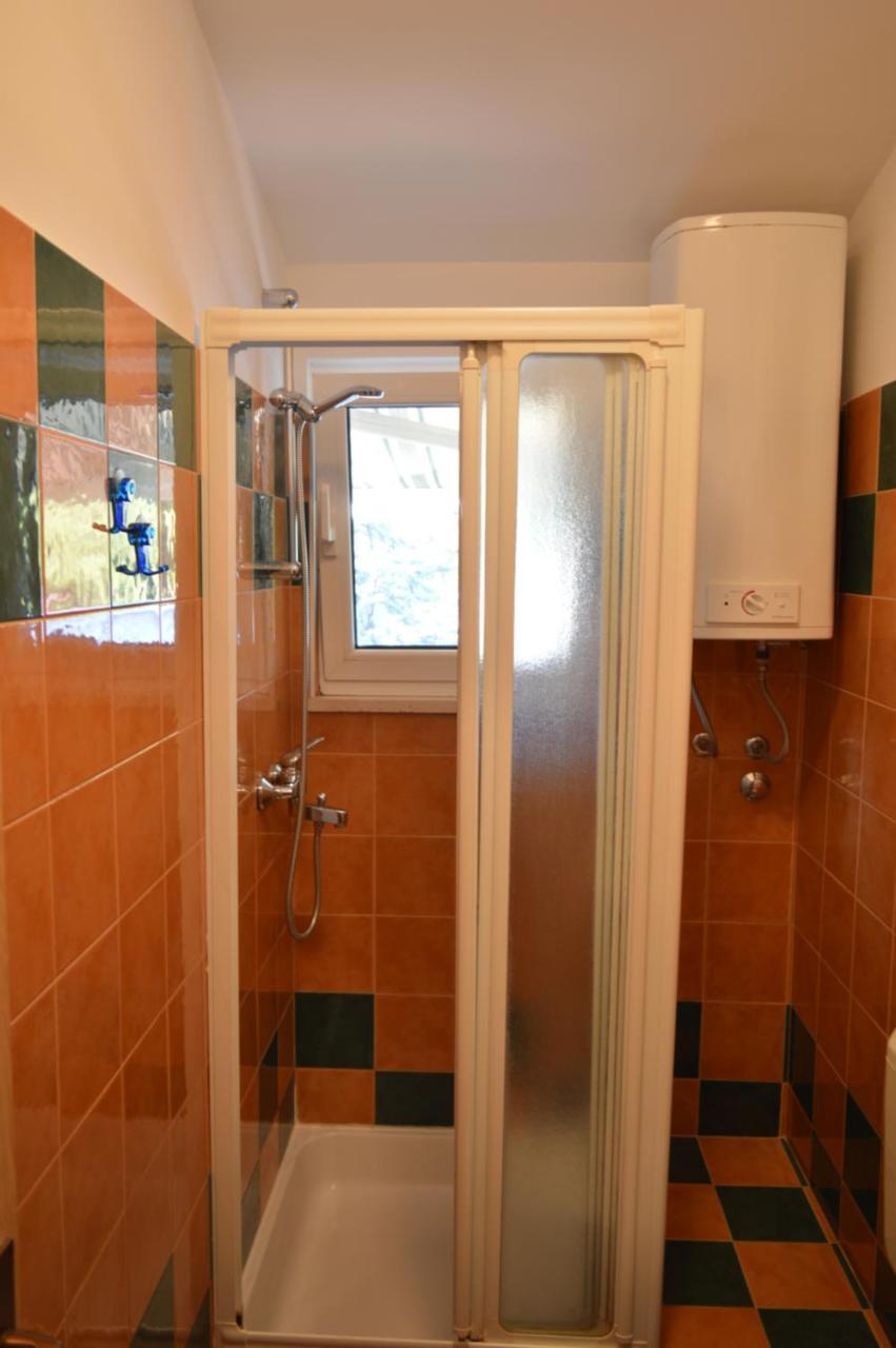 Apartments Vukovic Stari Grad  Ngoại thất bức ảnh