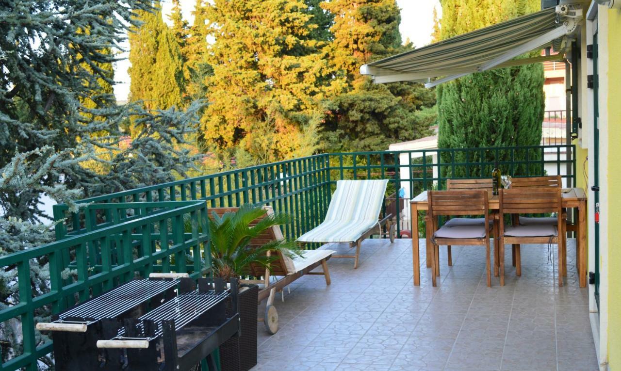 Apartments Vukovic Stari Grad  Ngoại thất bức ảnh